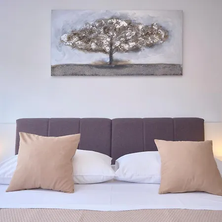 Διαμέρισμα Sunny