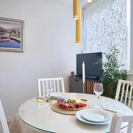 Sunny Διαμέρισμα *